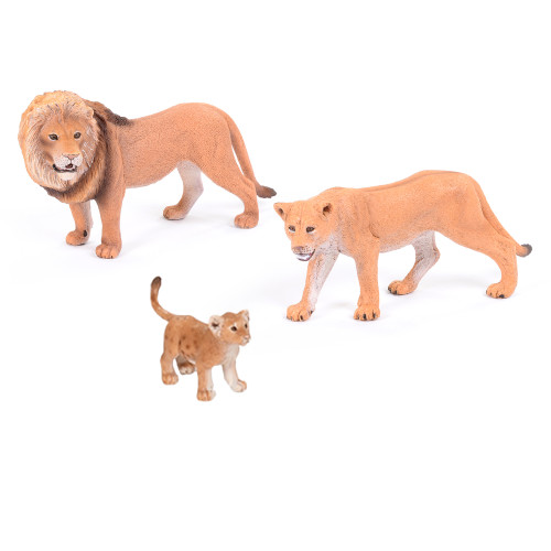 Small World Lion Family Set