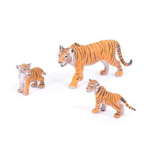 Small World Tiger Family Set